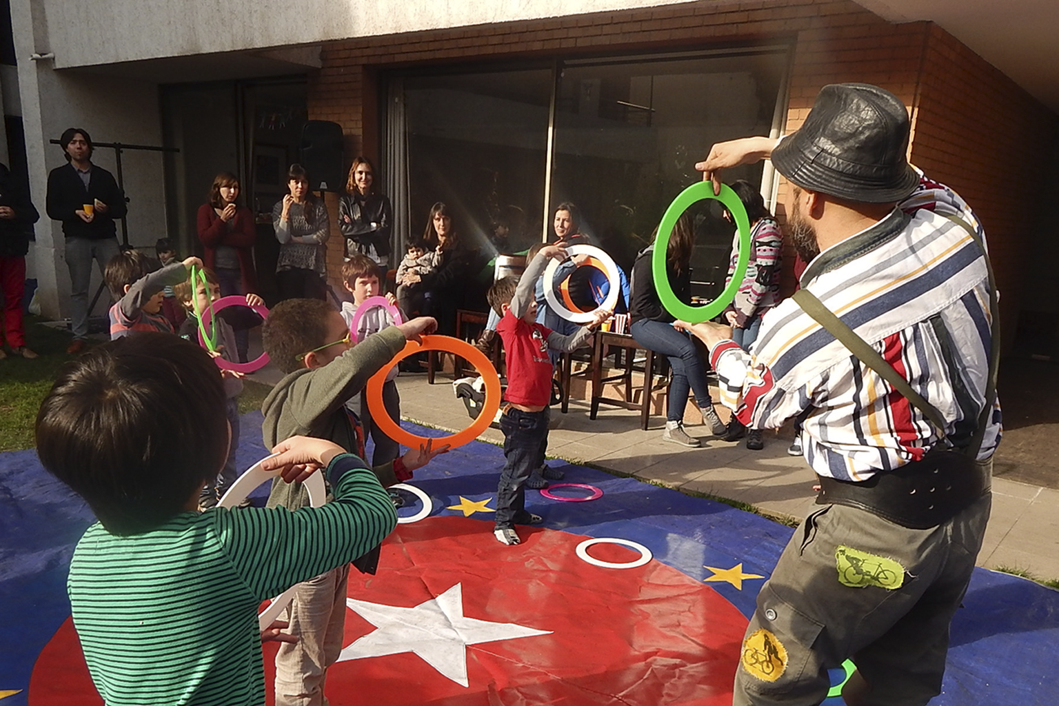 Espectáculos para cumpleaños en Santiago - Saltimbanqui Eventos