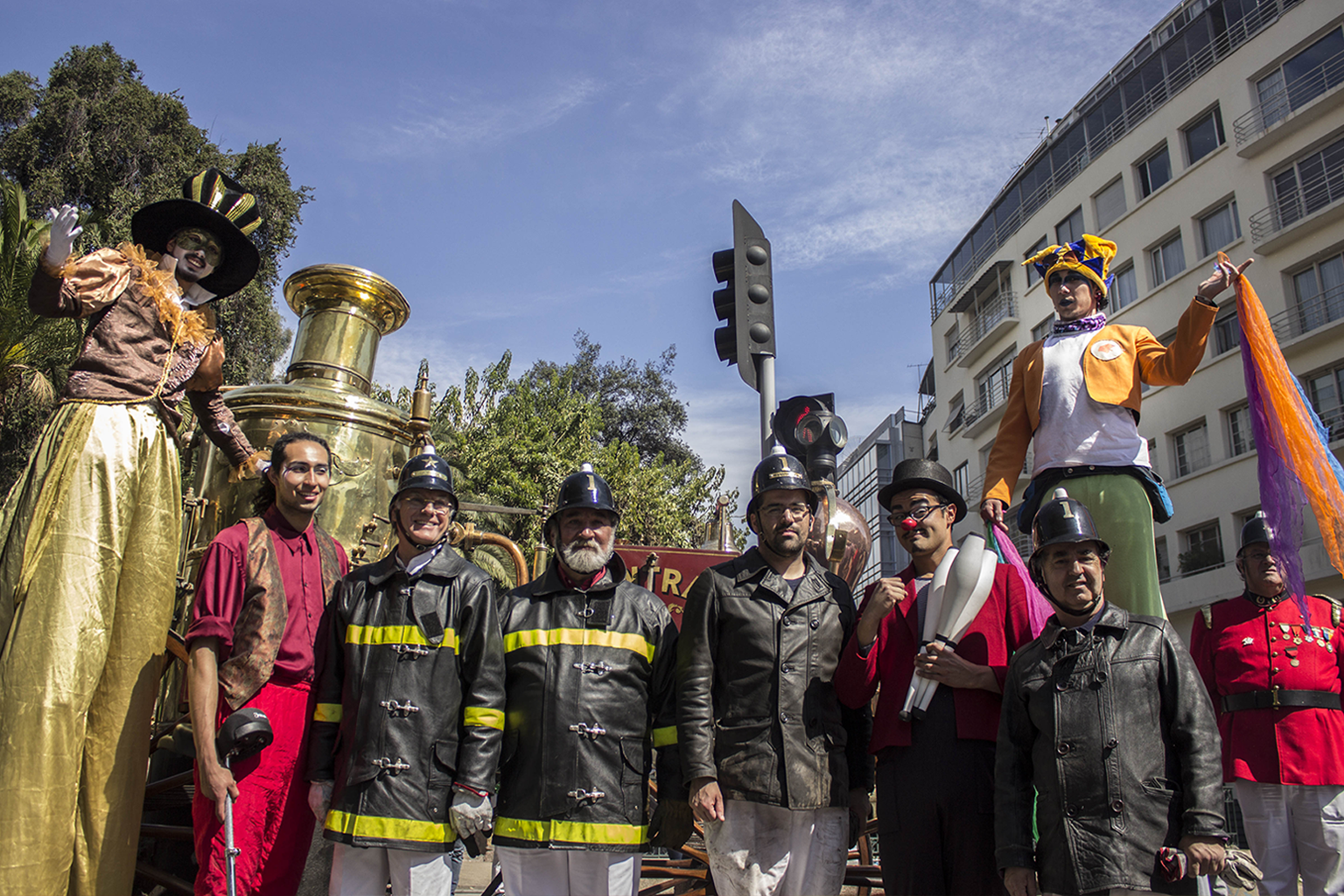 Show de circo para eventos en Santiago - Saltimbanqui Eventos