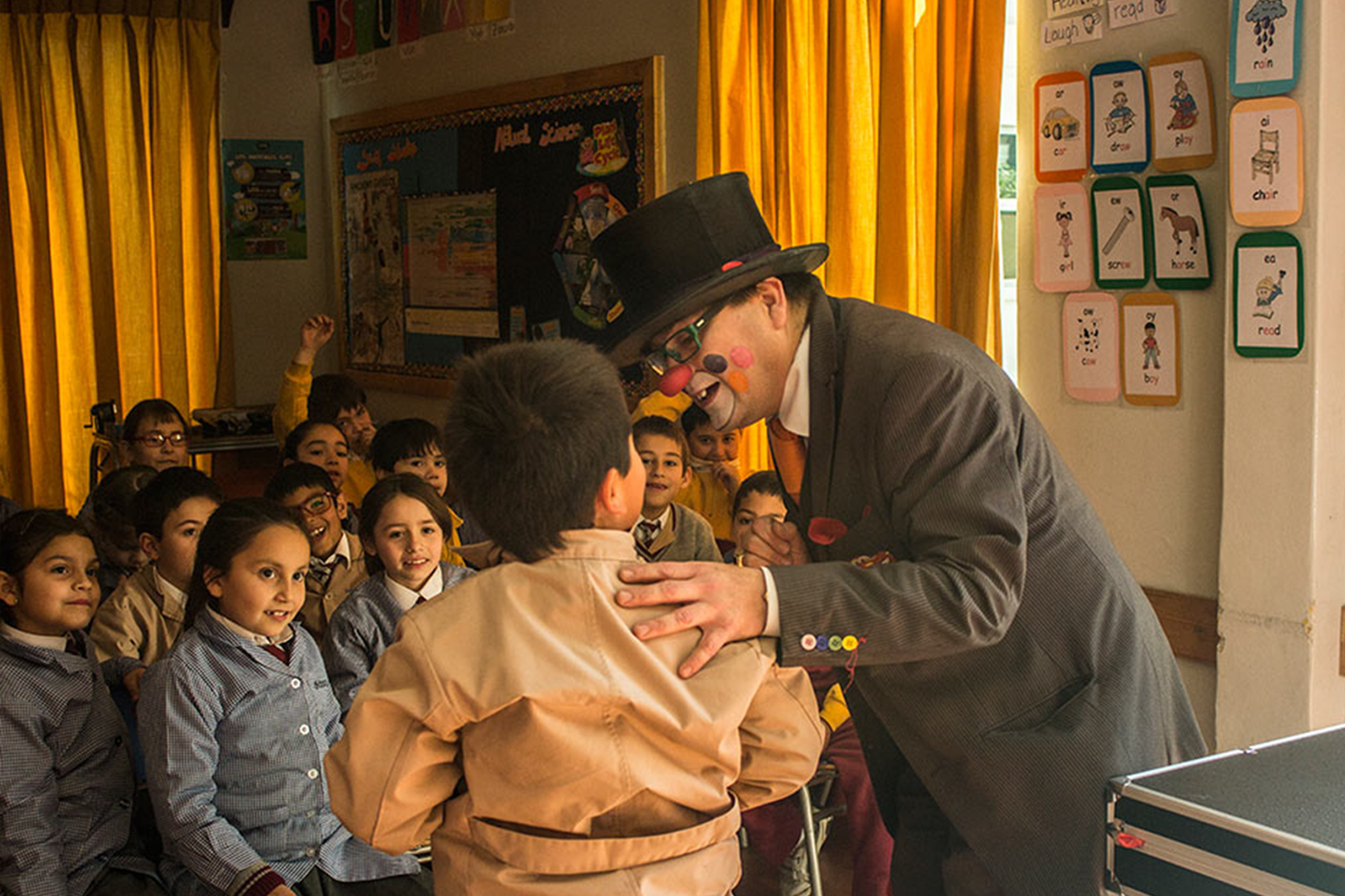 Eventos para colegios en Santiago - Saltimbanqui Eventos